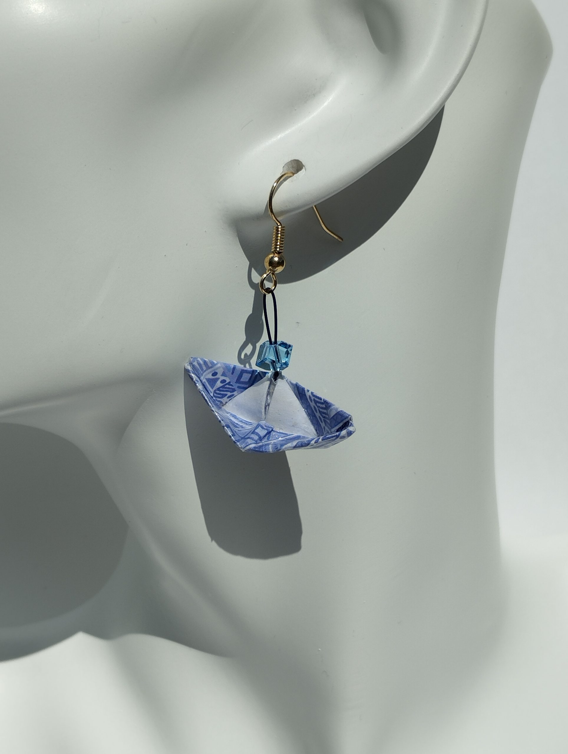 Boucles d'oreilles origami bateau – Image 2